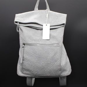 🔥NWT URBAN EXPRESSIONS CONVERTIBLE BACKPACK